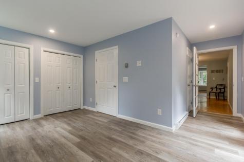 49 Mast Lane Yarmouth ME 04096