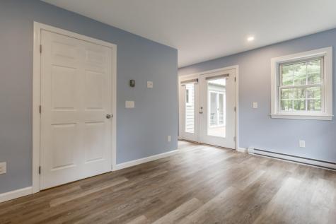 49 Mast Lane Yarmouth ME 04096
