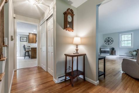 49 Mast Lane Yarmouth ME 04096