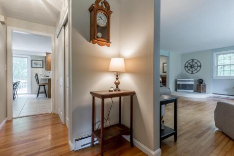 49 Mast Lane Yarmouth ME 04096
