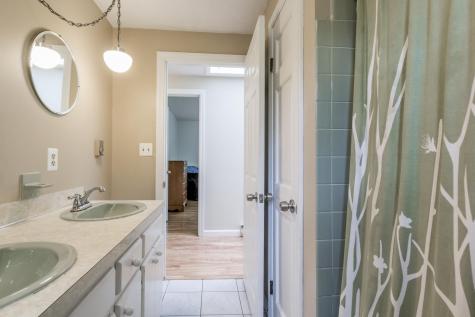 49 Mast Lane Yarmouth ME 04096
