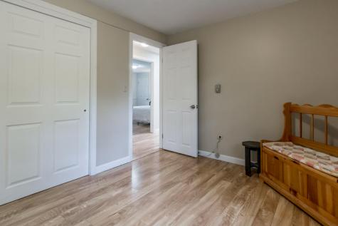 49 Mast Lane Yarmouth ME 04096