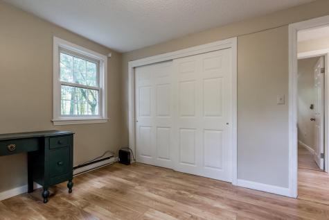 49 Mast Lane Yarmouth ME 04096