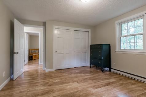 49 Mast Lane Yarmouth ME 04096