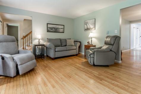 49 Mast Lane Yarmouth ME 04096