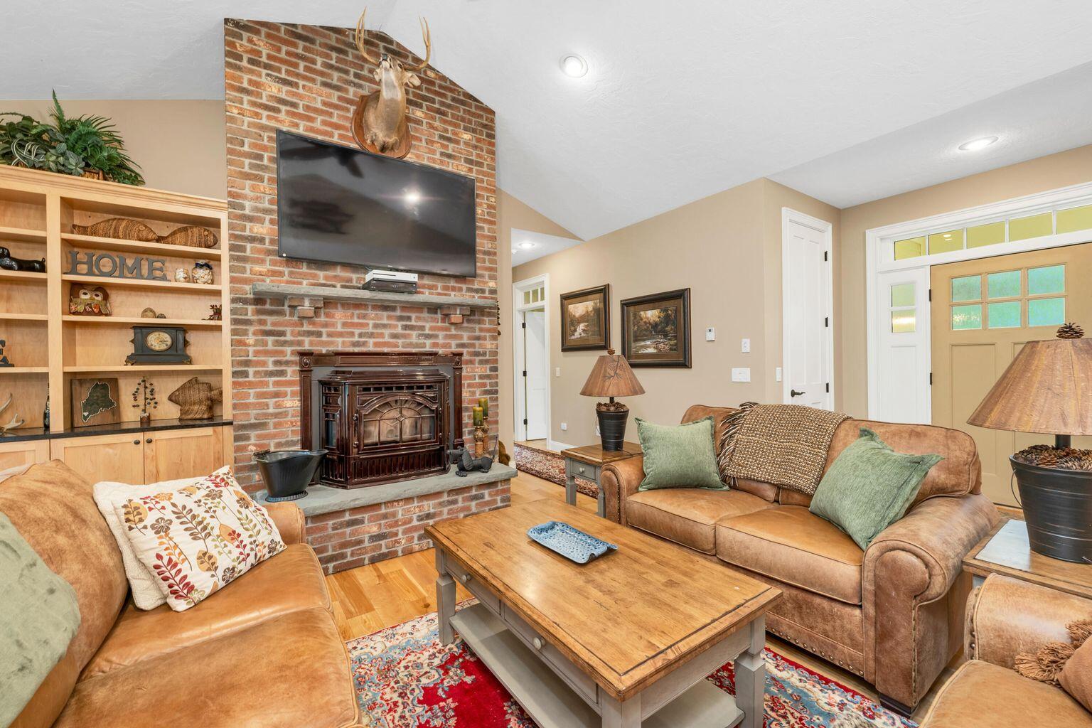 78 Christopher Street Fryeburg ME 04037