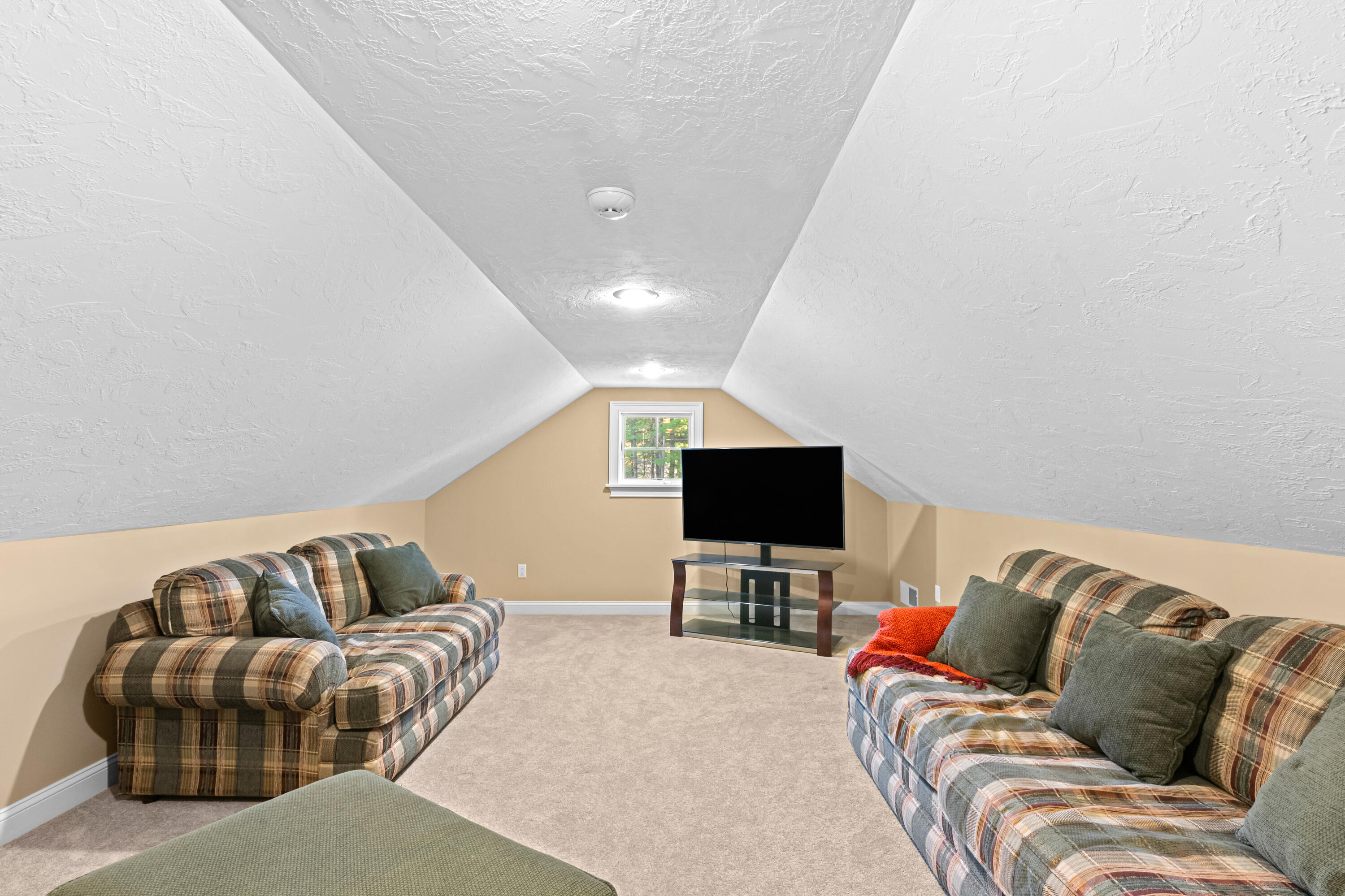 78 Christopher Street Fryeburg ME 04037