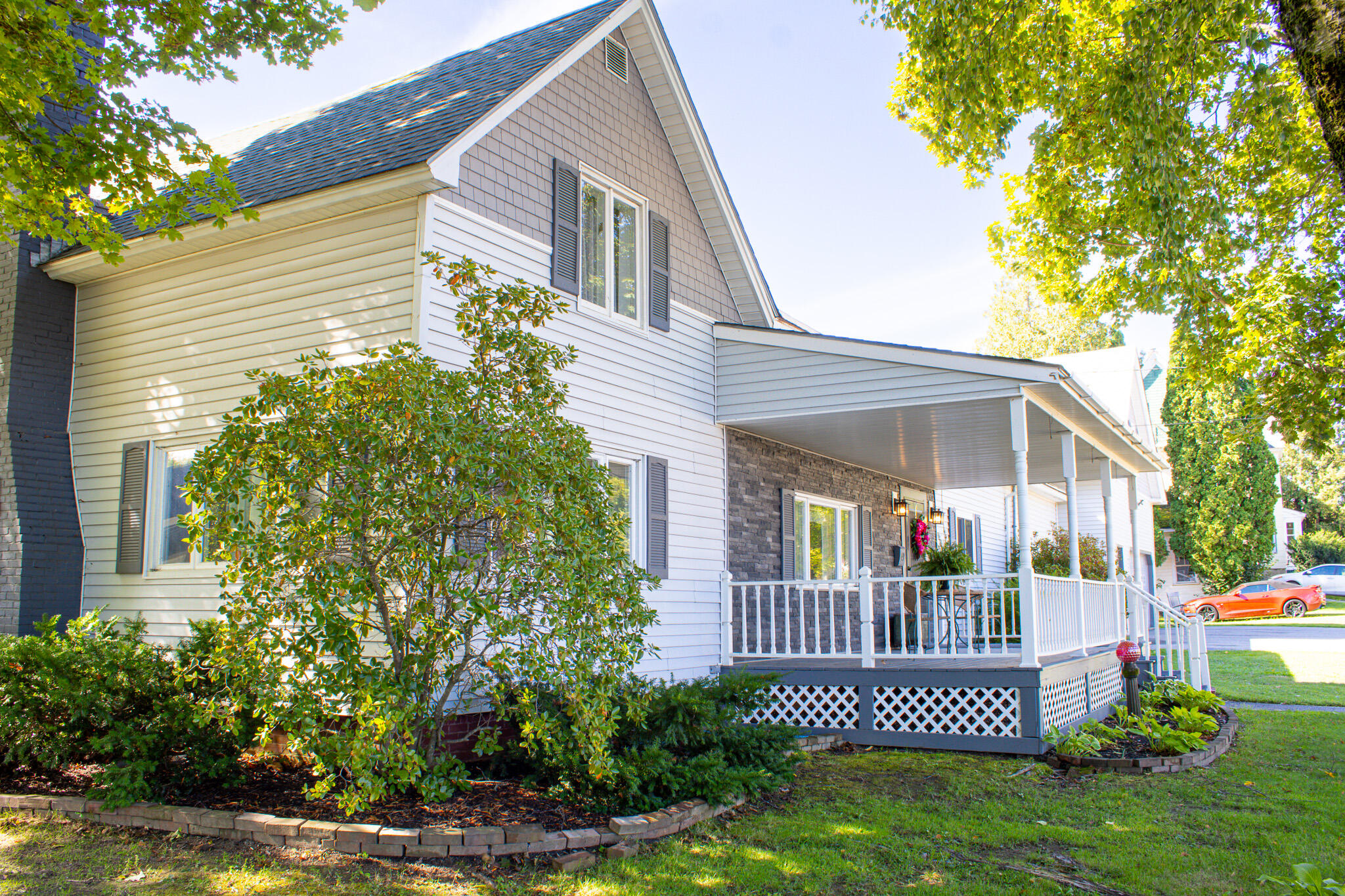 49 North Street Newport ME 04953