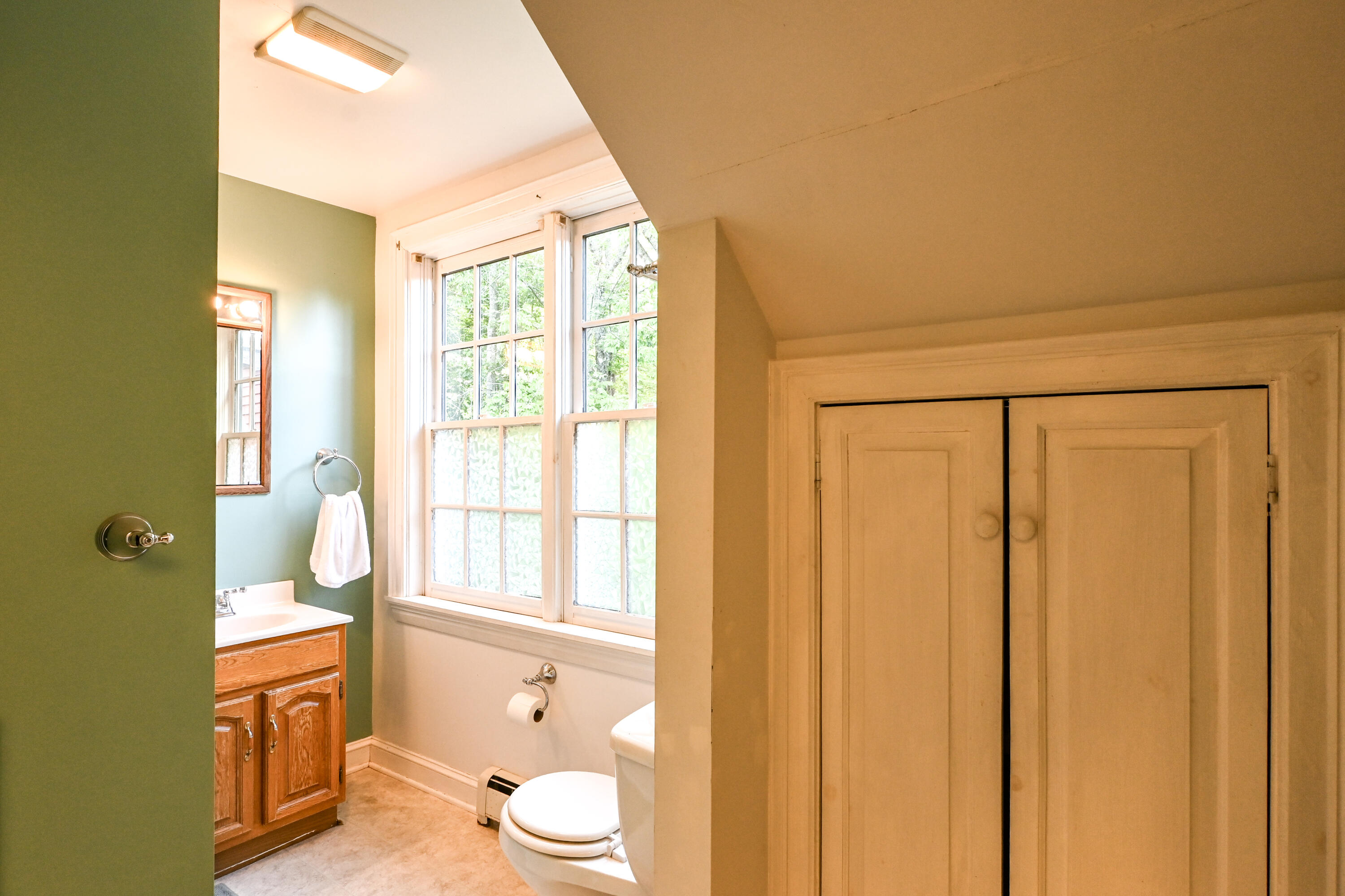96 Main Street Oxford ME 04270