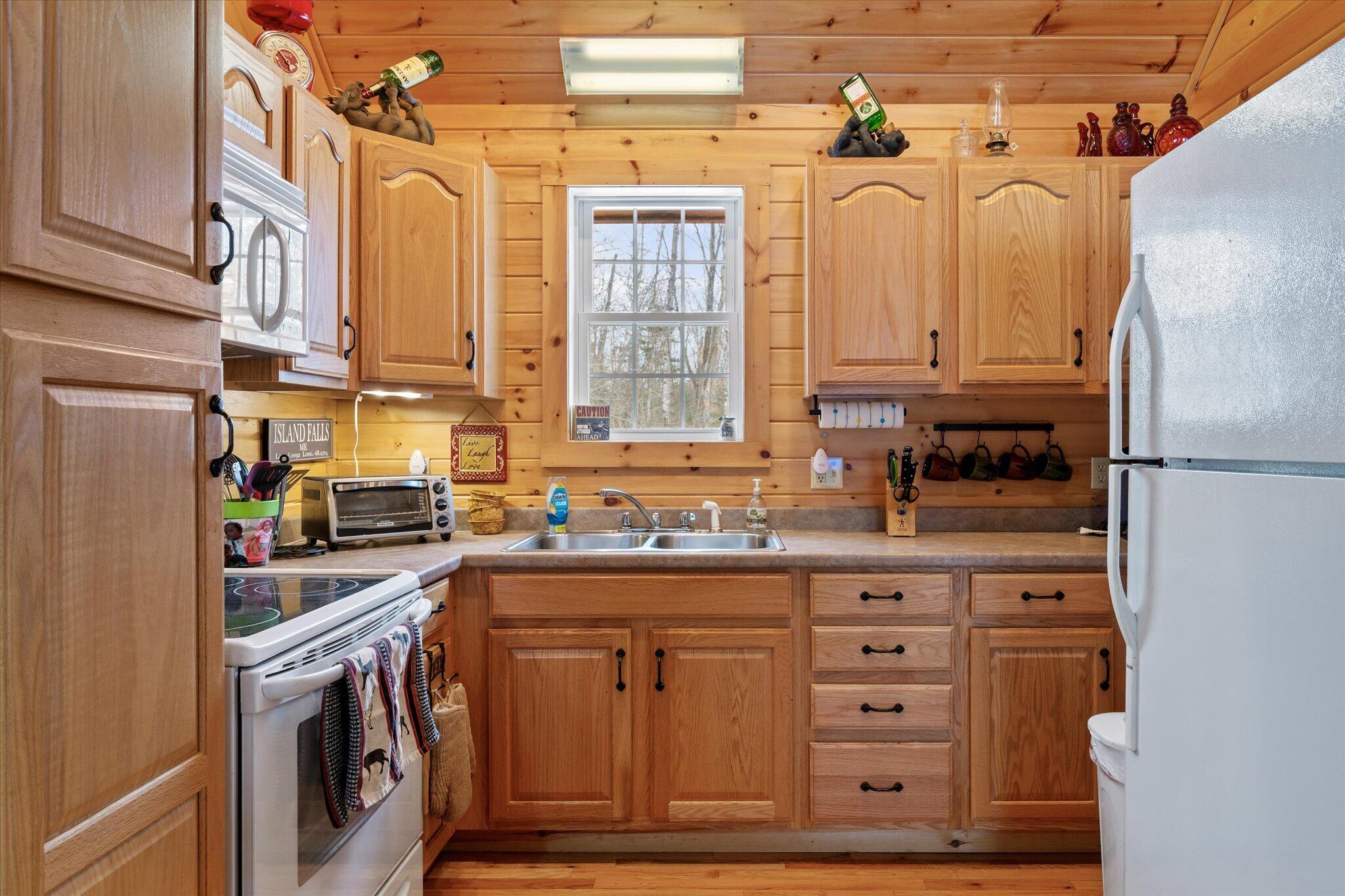 25 Wisdom Road Island Falls ME 04747