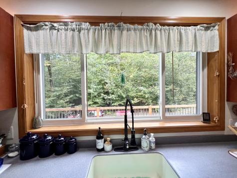 176 Island Way Carmel ME 04419