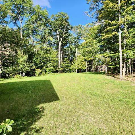 176 Island Way Carmel ME 04419