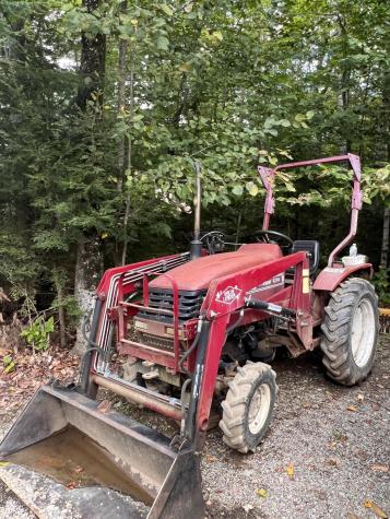 176 Island Way Carmel ME 04419