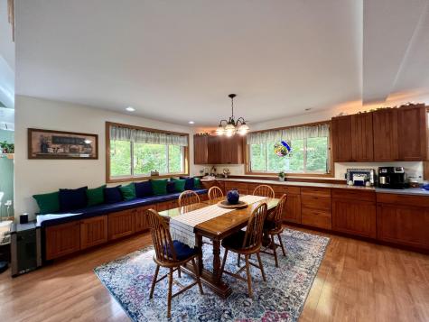 176 Island Way Carmel ME 04419