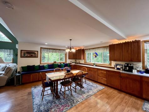 176 Island Way Carmel ME 04419