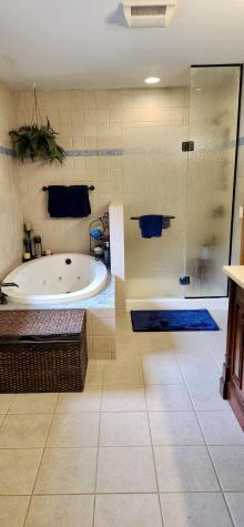 176 Island Way Carmel ME 04419