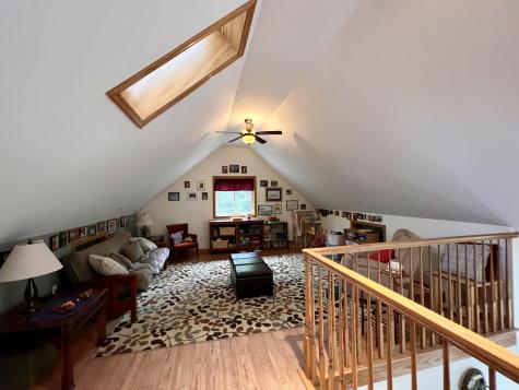 176 Island Way Carmel ME 04419