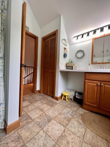 176 Island Way Carmel ME 04419