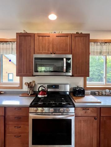 176 Island Way Carmel ME 04419