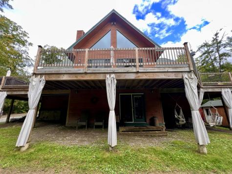 176 Island Way Carmel ME 04419