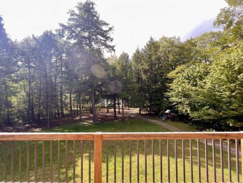 176 Island Way Carmel ME 04419