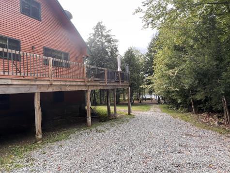 176 Island Way Carmel ME 04419