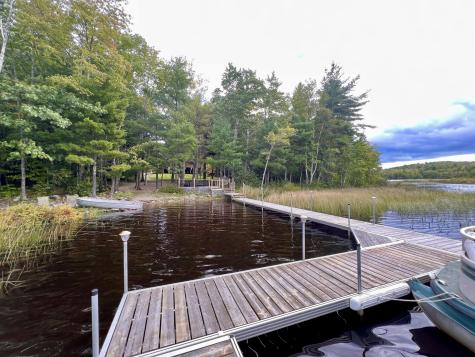 176 Island Way Carmel ME 04419