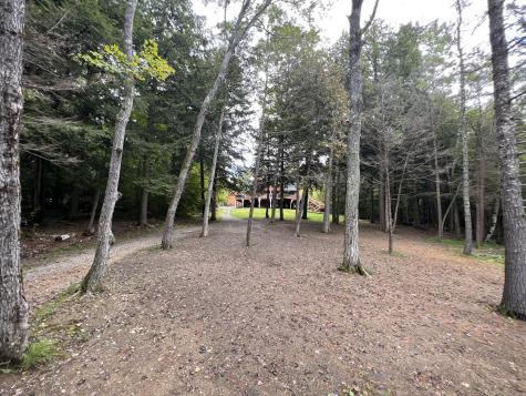 176 Island Way Carmel ME 04419