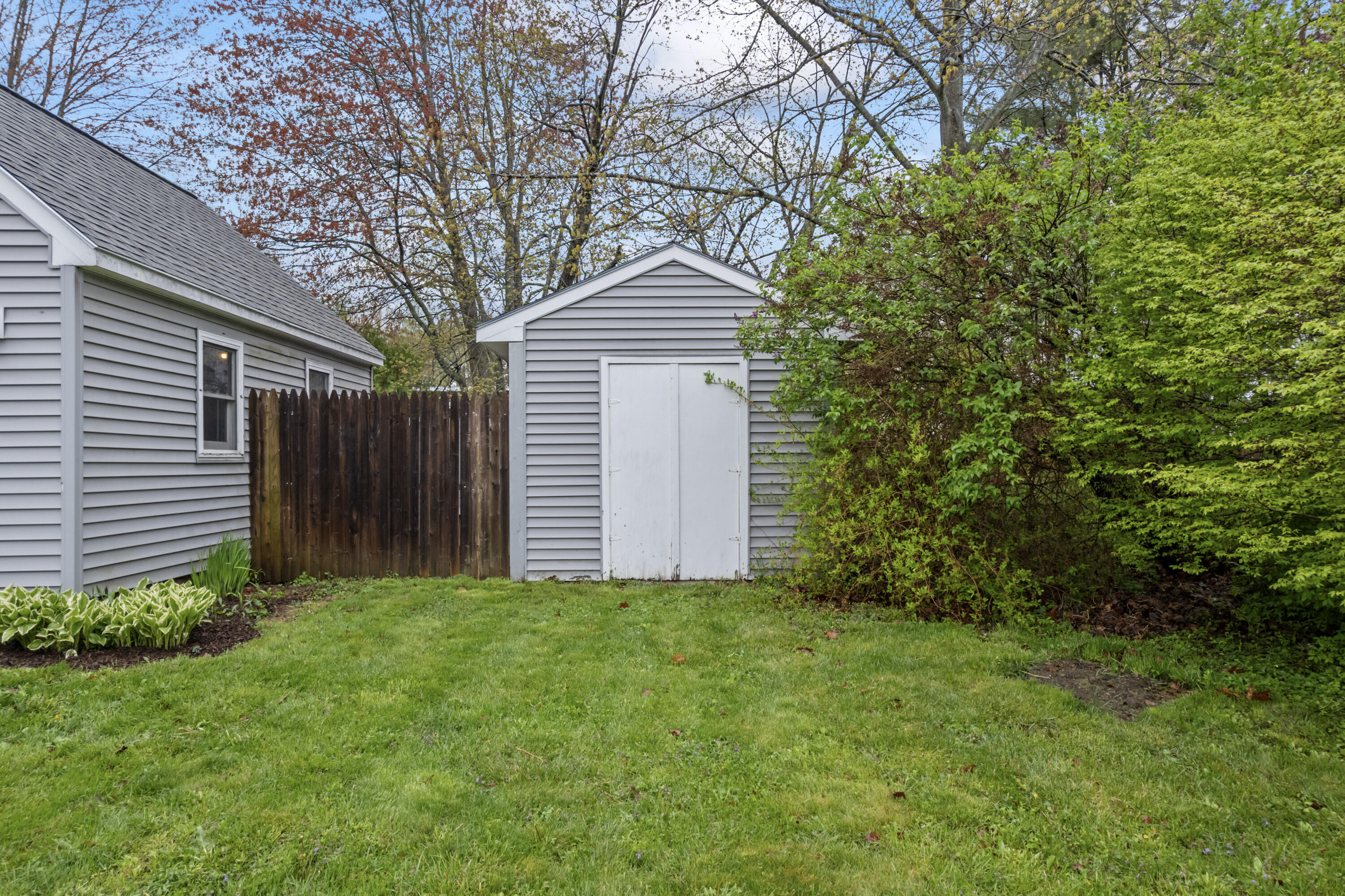 292 Hill Street Biddeford ME 04005