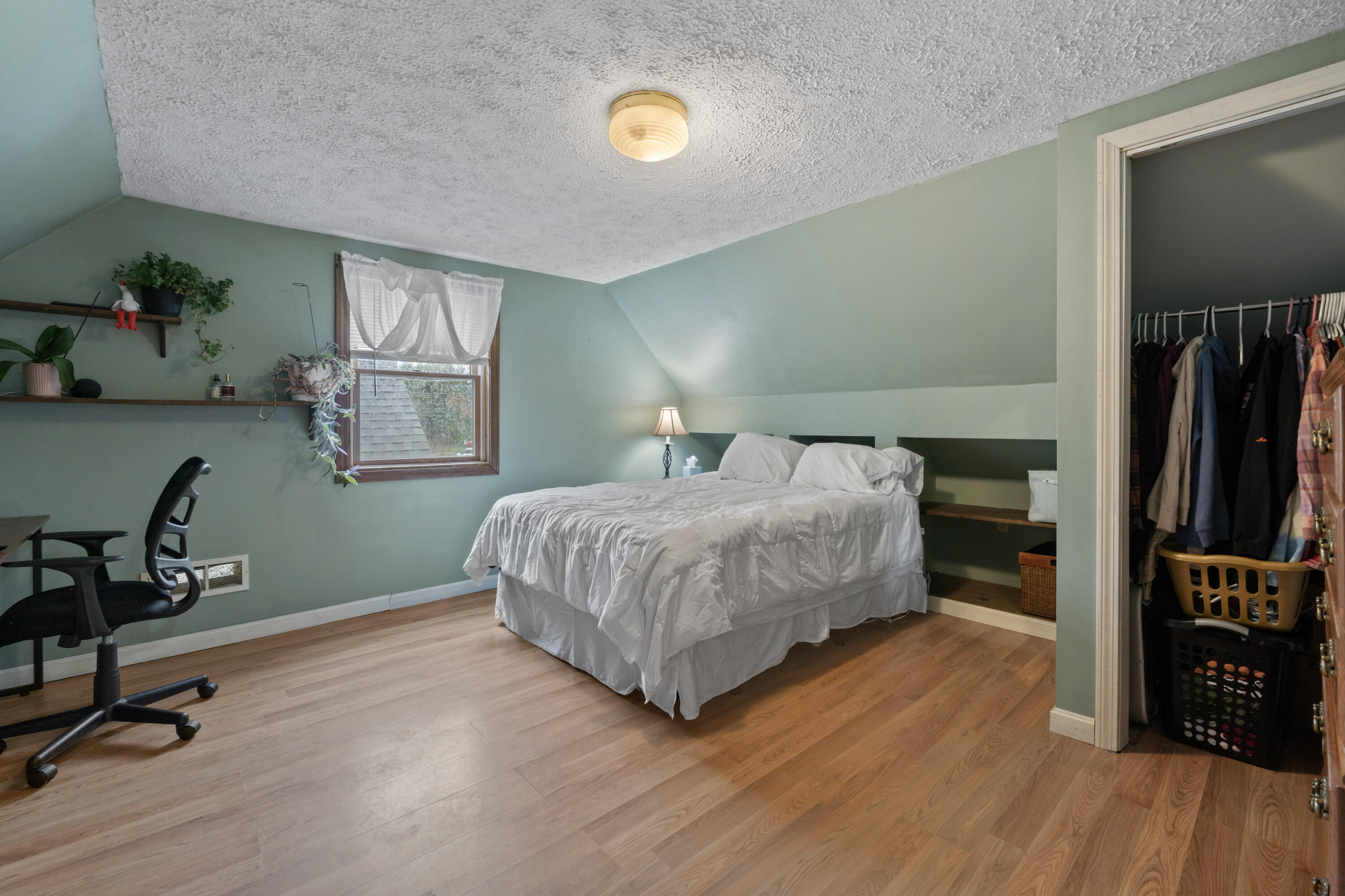 292 Hill Street Biddeford ME 04005