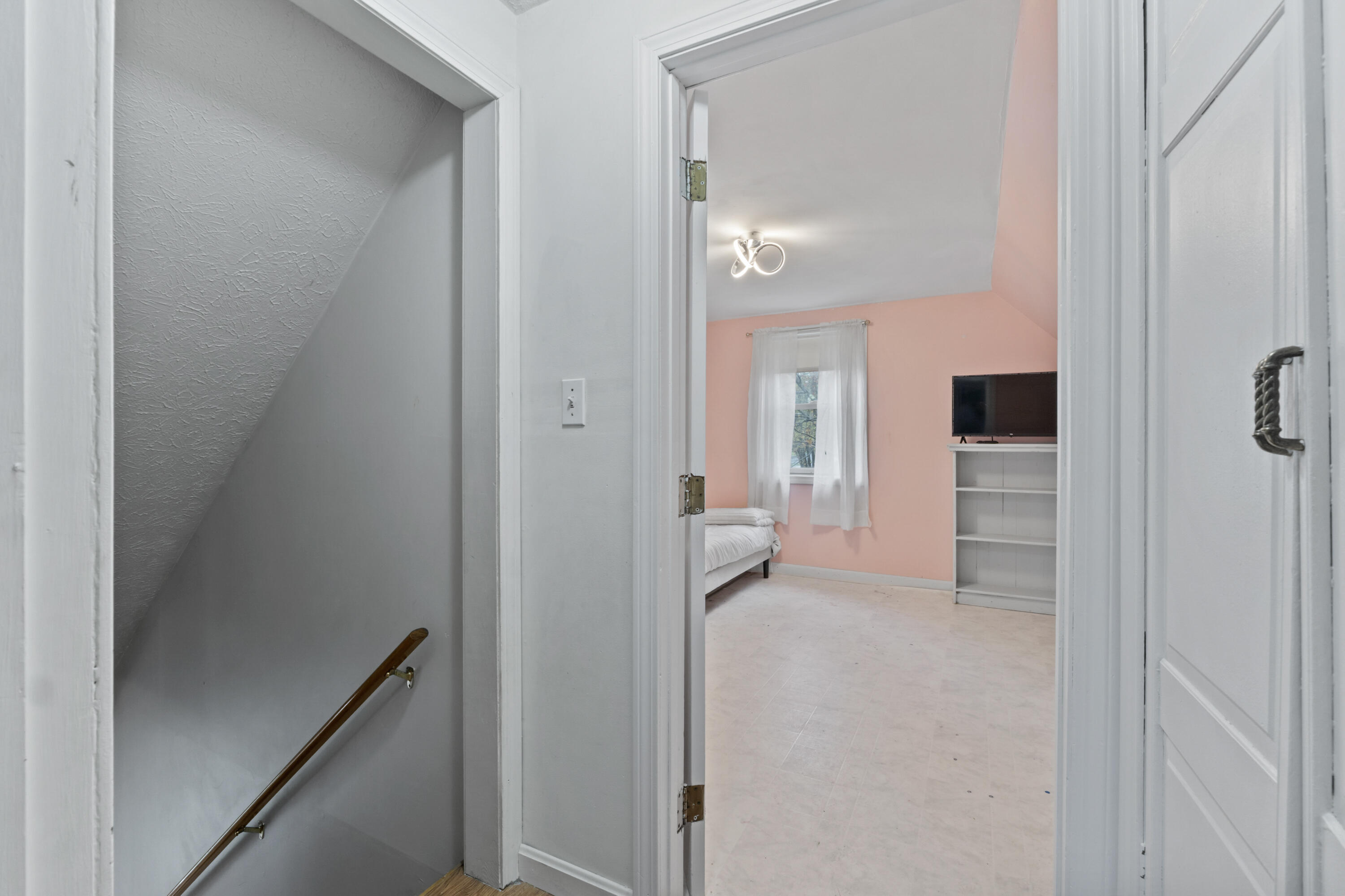 292 Hill Street Biddeford ME 04005