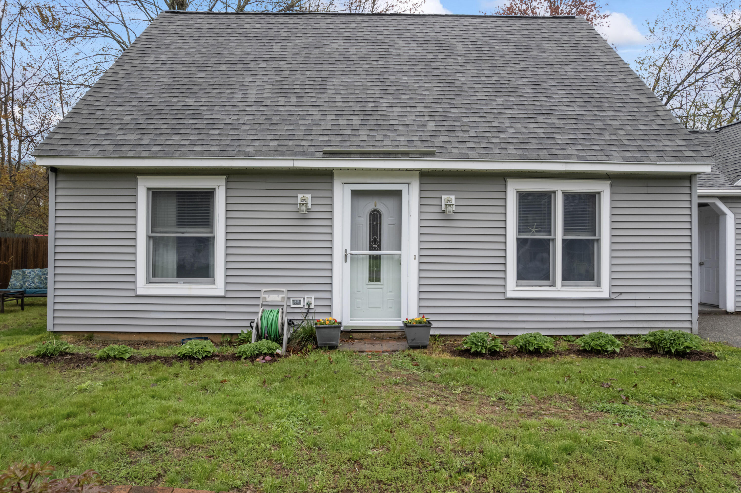 292 Hill Street Biddeford ME 04005