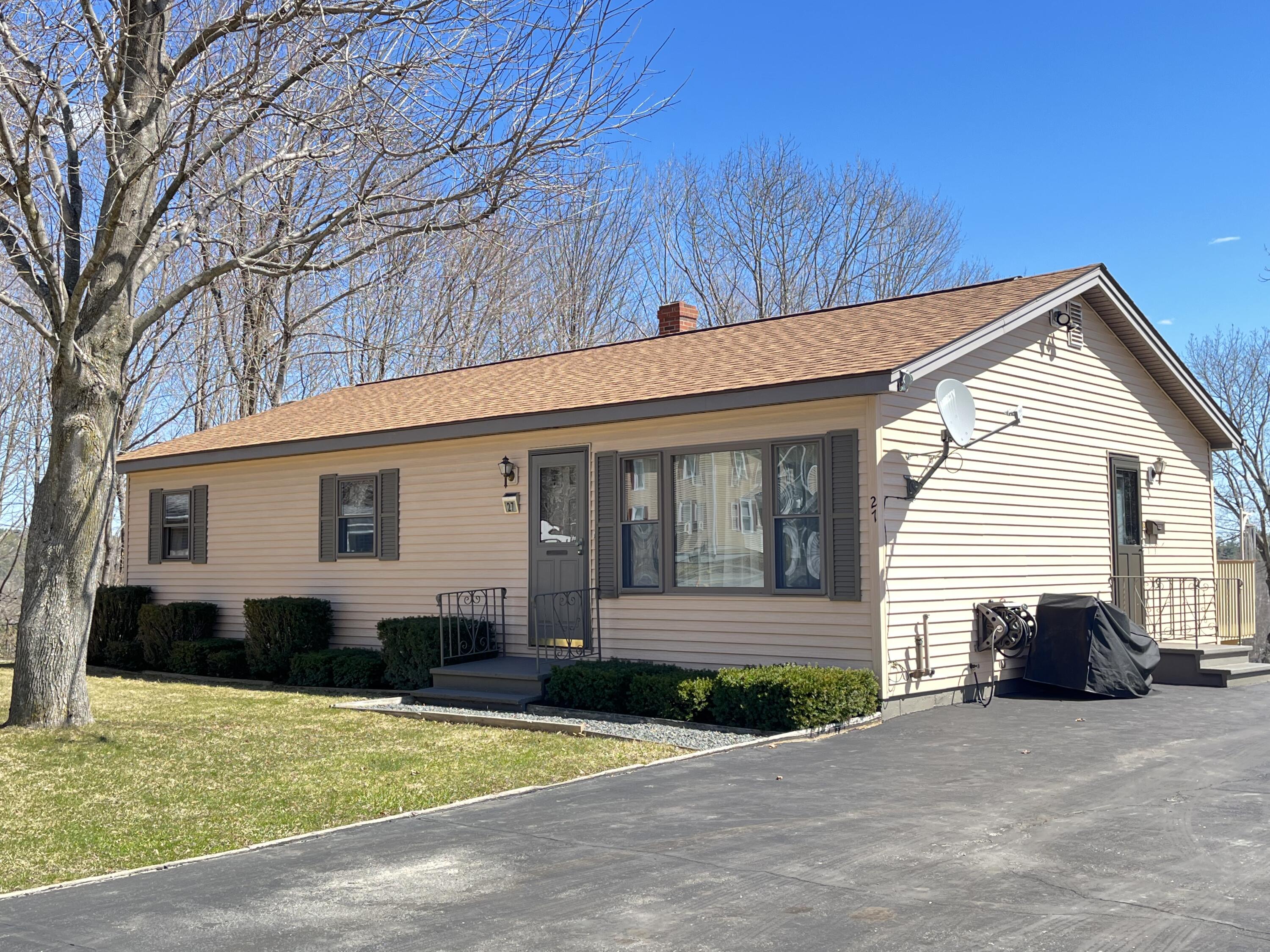 27 Garcelon Street Lewiston ME 04240