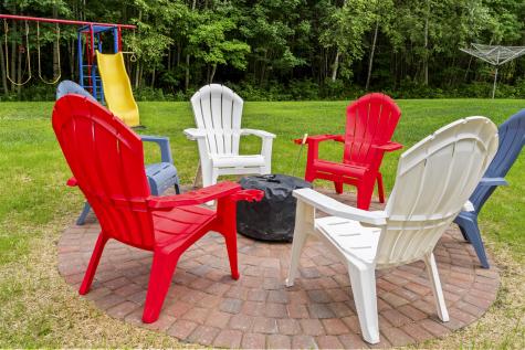 25 Amos Court Lewiston ME 04240