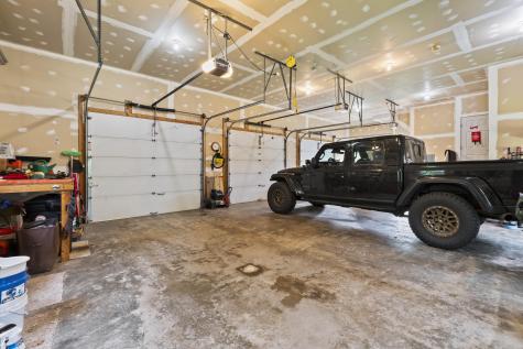 25 Amos Court Lewiston ME 04240