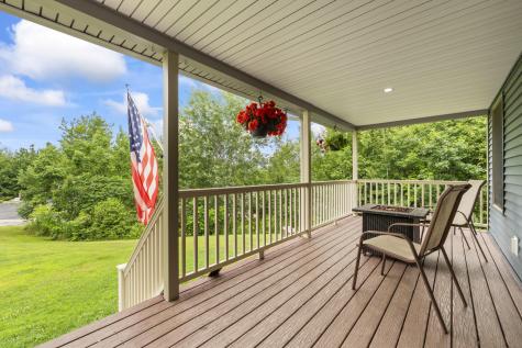 25 Amos Court Lewiston ME 04240