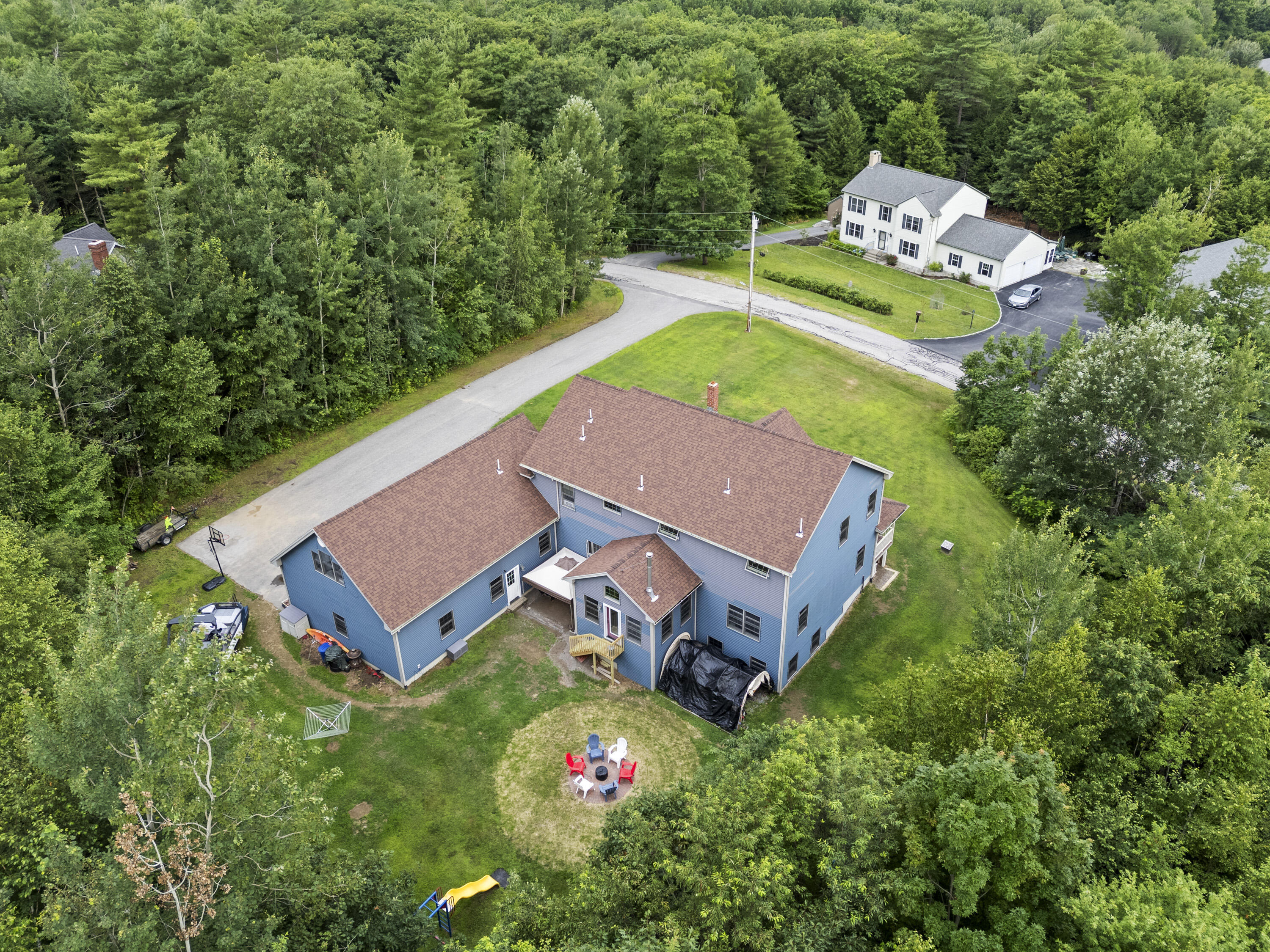 25 Amos Court Lewiston ME 04240