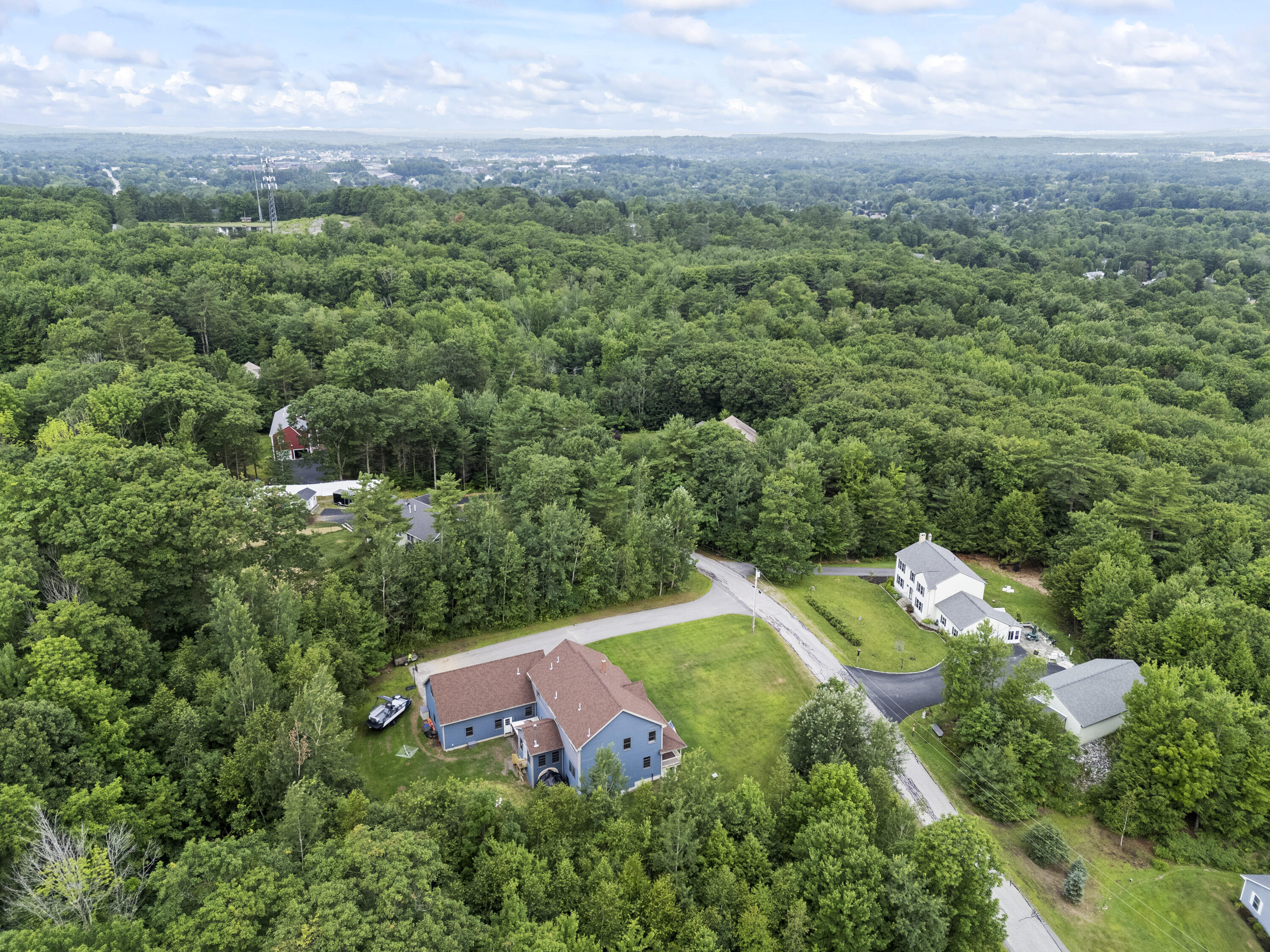 25 Amos Court Lewiston ME 04240