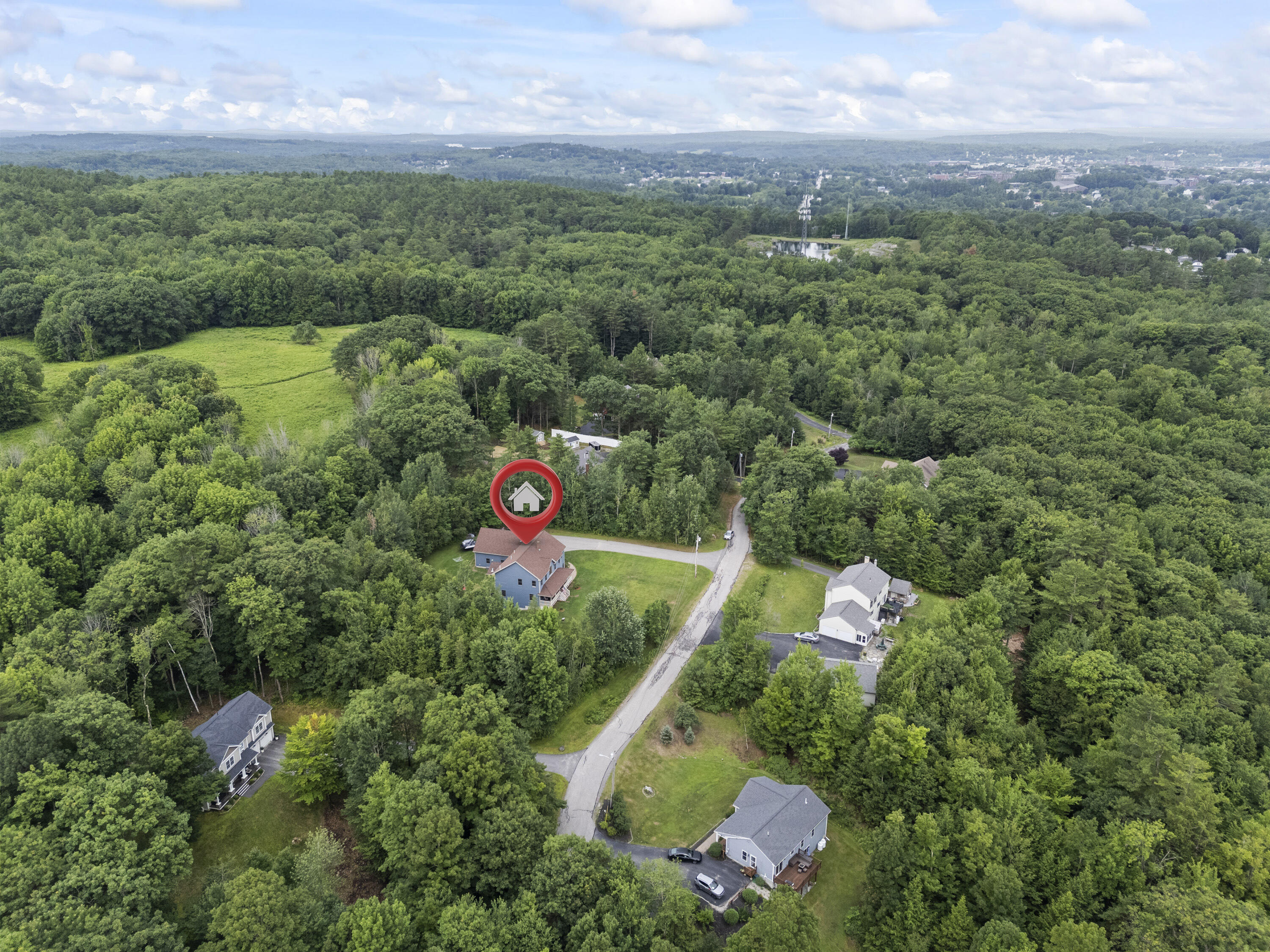 25 Amos Court Lewiston ME 04240