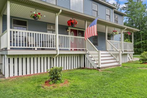 25 Amos Court Lewiston ME 04240