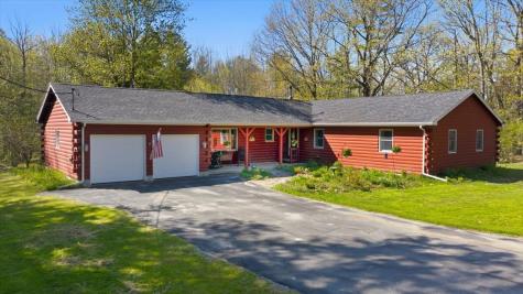 43 Holmes Road Winthrop ME 04364