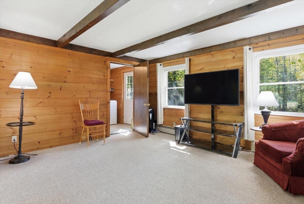 43 Holmes Road Winthrop ME 04364