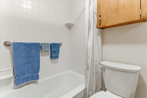 43 Holmes Road Winthrop ME 04364