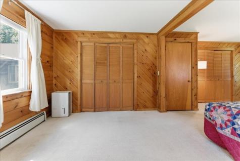 43 Holmes Road Winthrop ME 04364