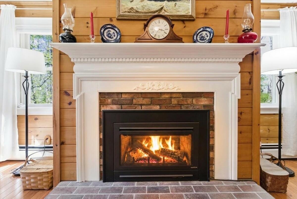 43 Holmes Road Winthrop ME 04364