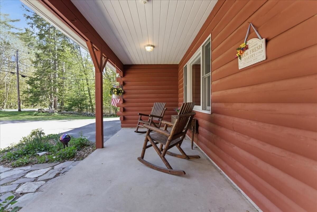 43 Holmes Road Winthrop ME 04364