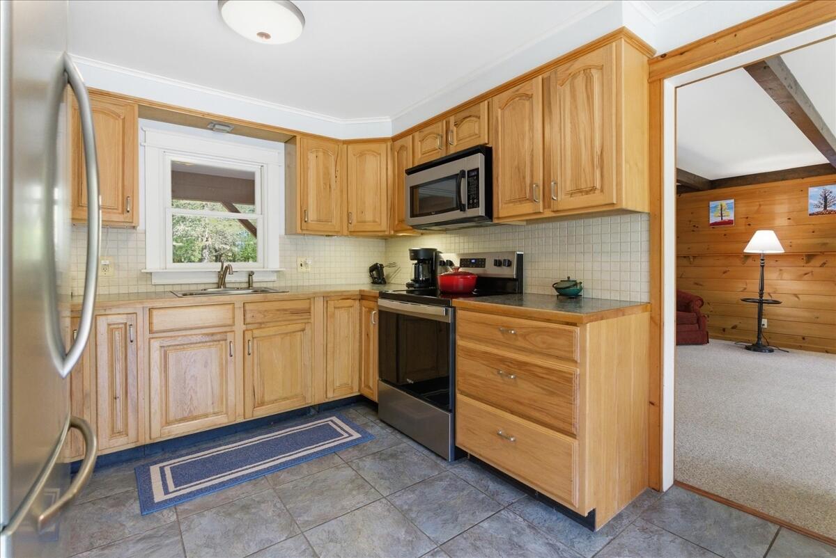 43 Holmes Road Winthrop ME 04364