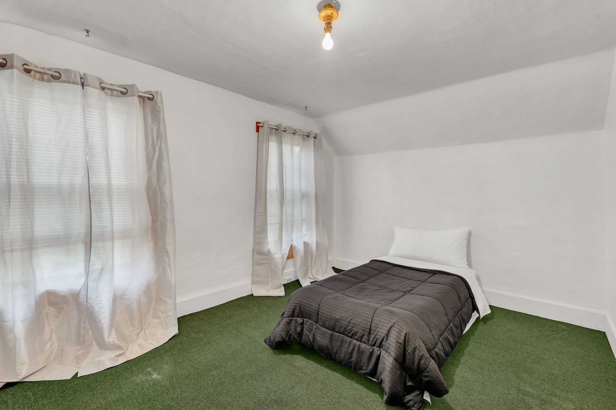 402 Webb Ridge Road Palmyra ME 04965