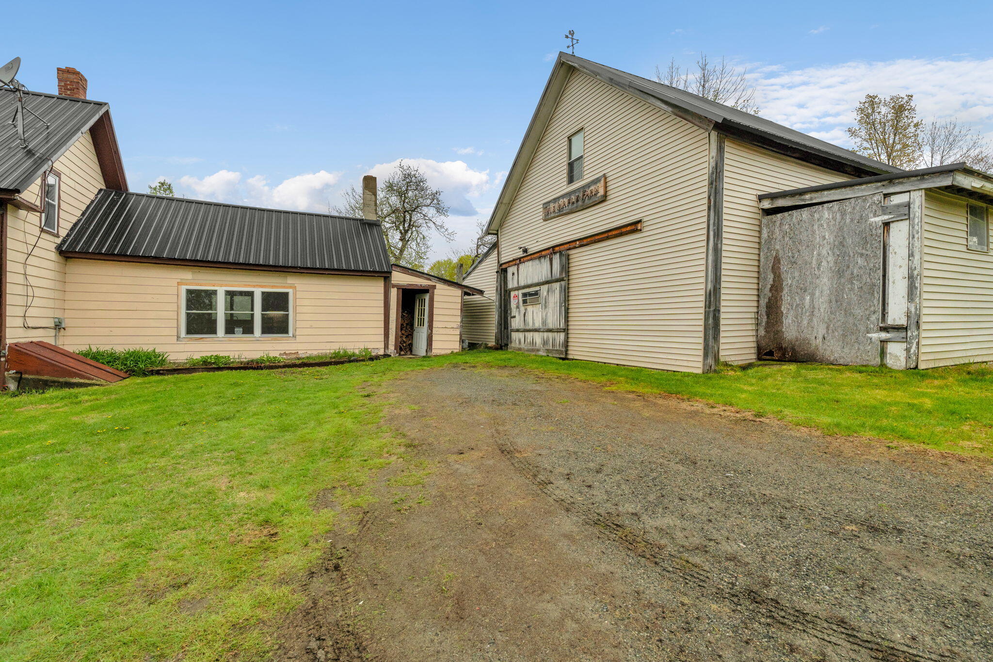 402 Webb Ridge Road Palmyra ME 04965