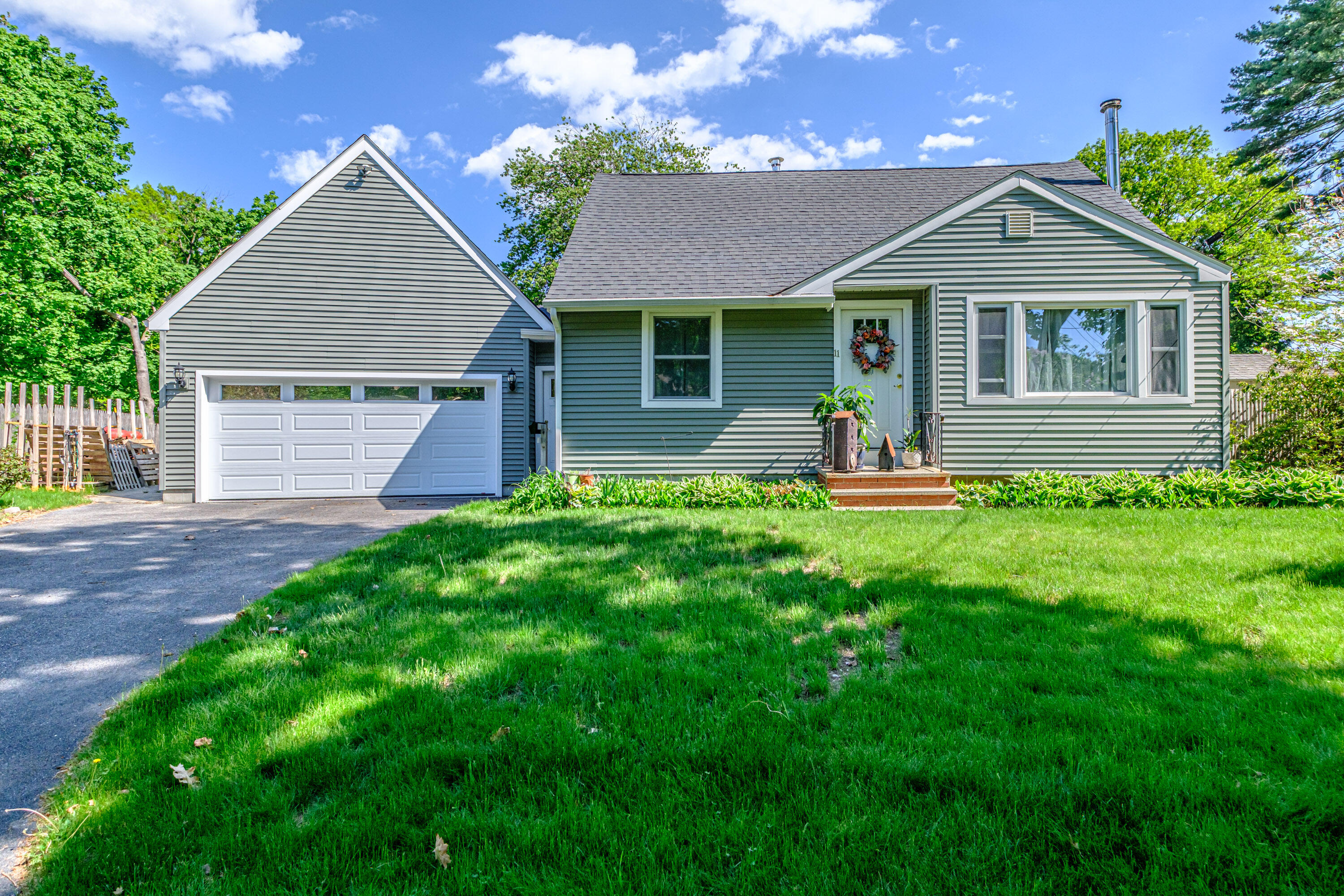 11 Glen Haven Road E Portland ME 04102